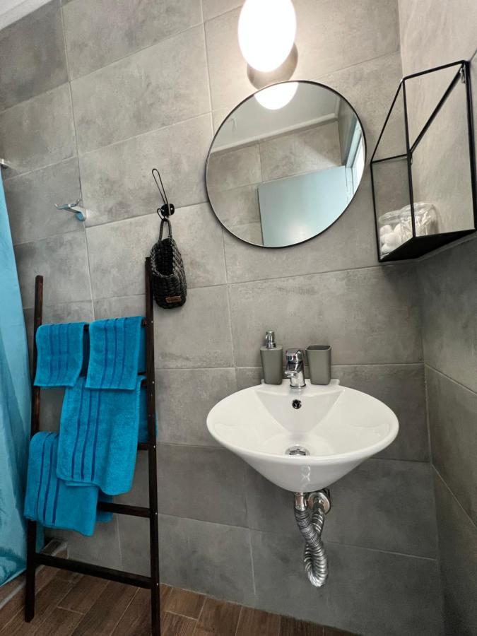 Zeus Bright & New Apartment - 25' Walk To The Acropolis Atena Exterior foto